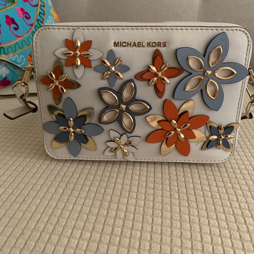 Michael kors flower crossbody